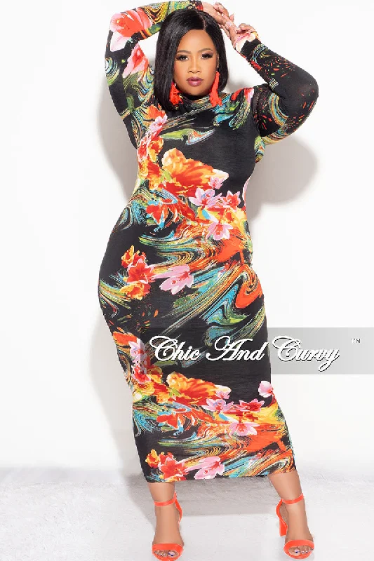 Plus size women's printed topsFinal Sale Plus Size Reversible Bodycon Dress in Black Floral Print