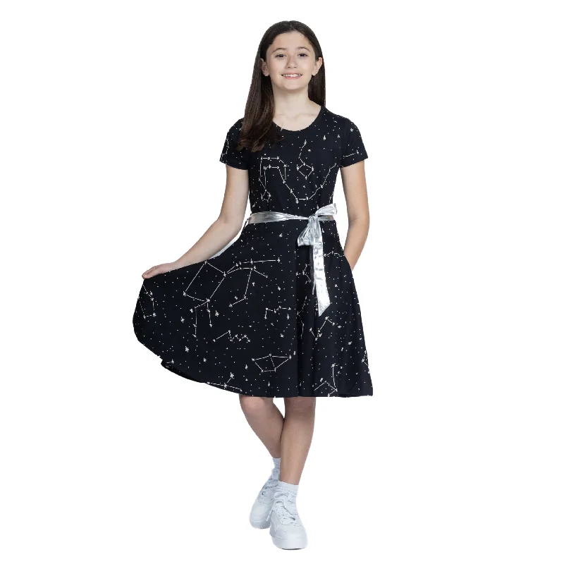 Constellations Glow-in-the-Dark Short Sleeve Kids Twirl DressBodycon Dress