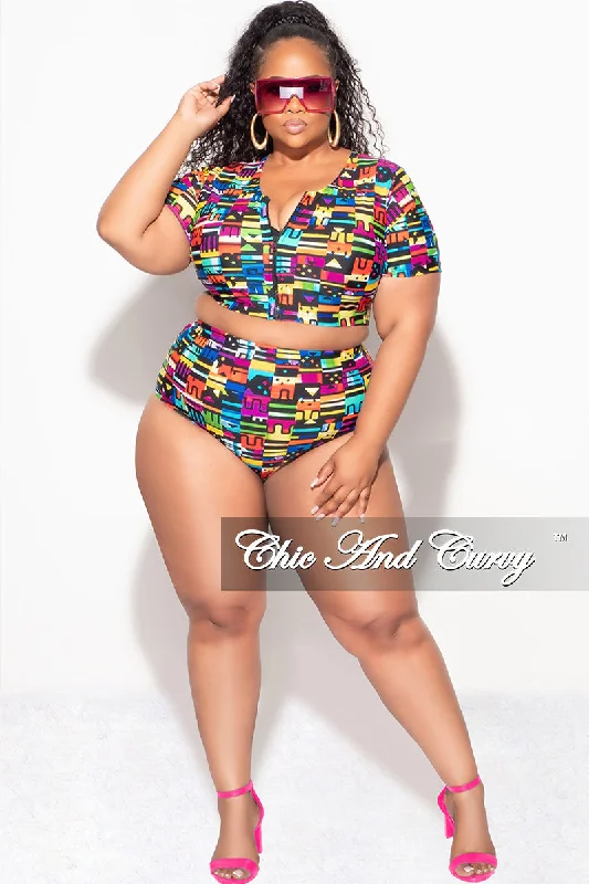 Large women's waterproof topsExclusive Chic And Curvy - Final Sale Plus Size 2pc Swimwear in Multi Color Design